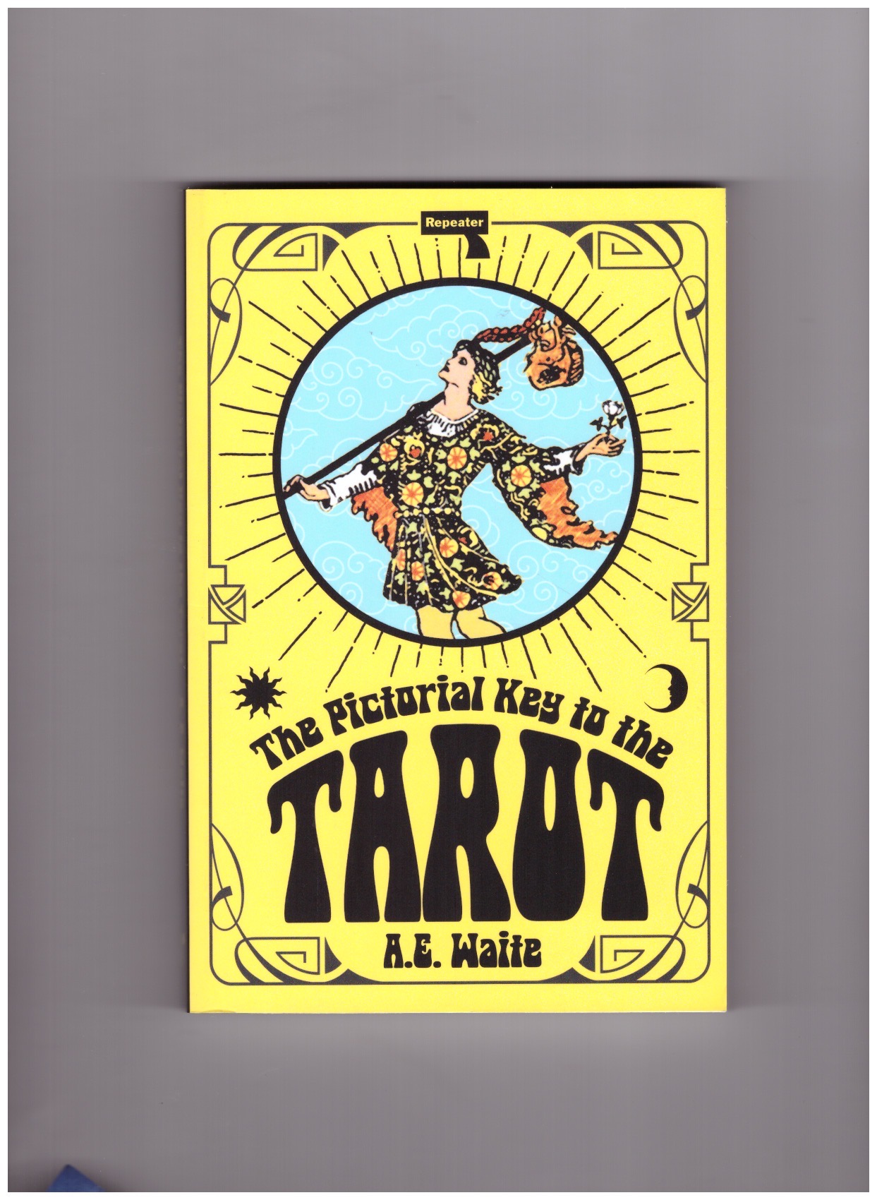 WAITE, A.E. - The Pictorial Key to the Tarot